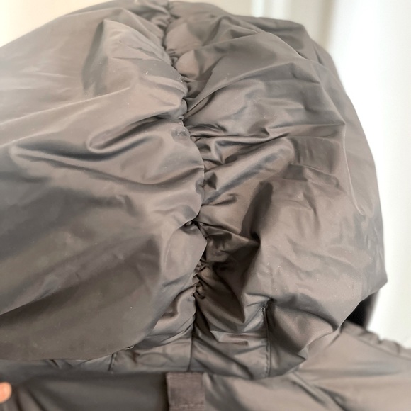 TAHARI - Picture 6 of 11